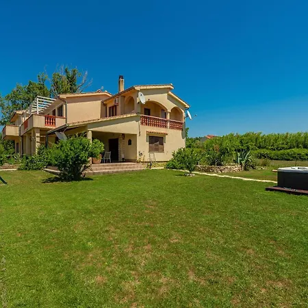 Gorgeous In * Ljubač